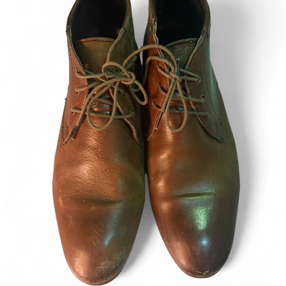 Men's Brown Lace-Up Shoes - Picture 2 of 3